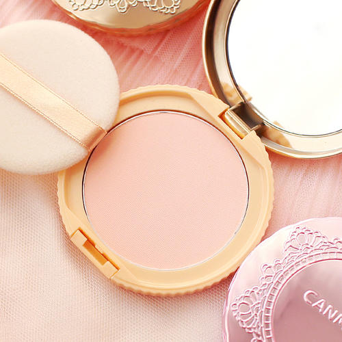 粉餅?zāi)膫€(gè)牌子好 CANMAKE粉餅輕薄通透