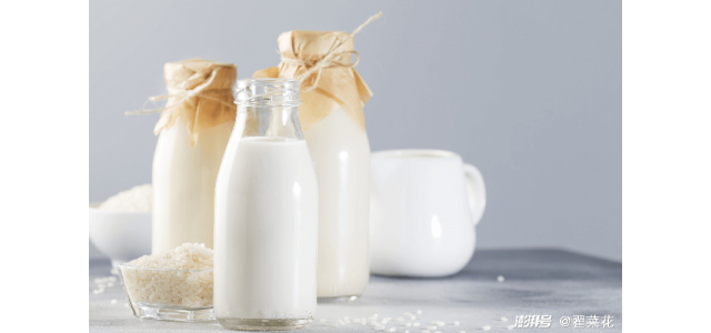 網(wǎng)絡(luò)名人品牌“認(rèn)養(yǎng)一頭?！蹦軘[脫網(wǎng)絡(luò)名人品牌的命運(yùn)嗎？